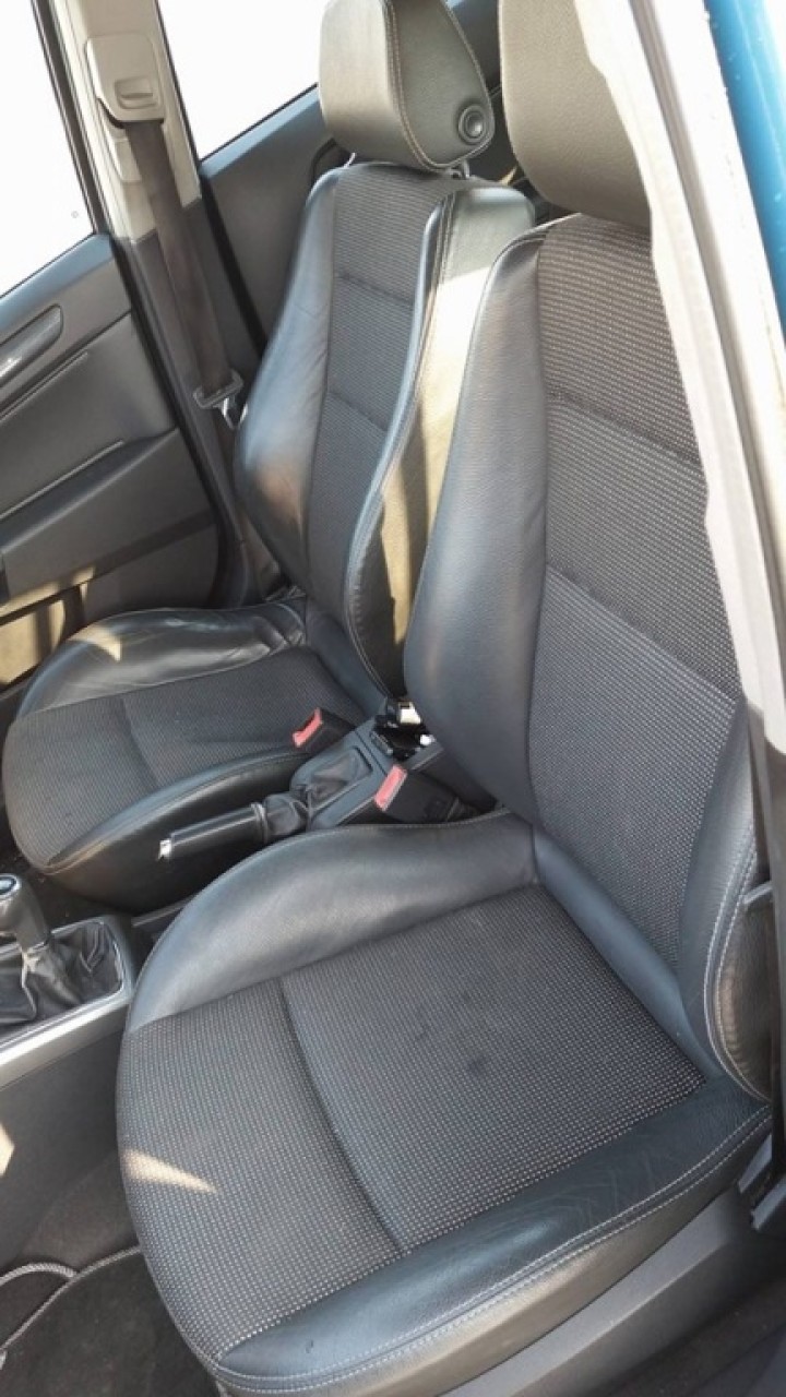 Dezmembrez opel astra h hatchback 1.7 cdti 101 cai