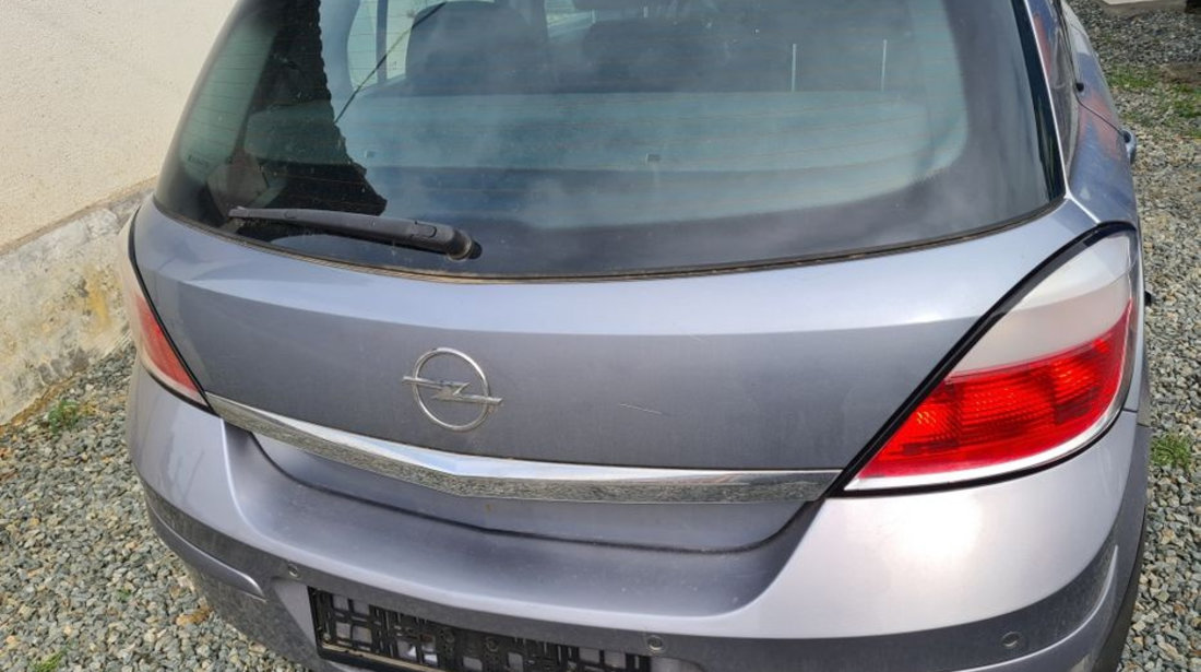 Dezmembrez Opel Astra H hatchback 1.7 cdti z17dth z163 parbriz senzor