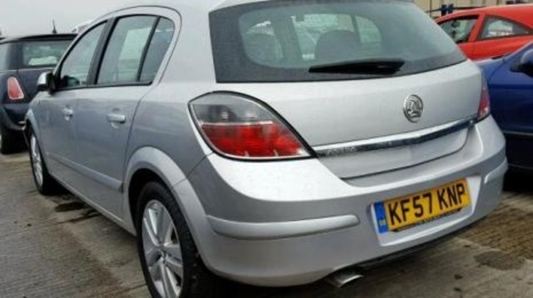 DEZMEMBREZ OPEL ASTRA H