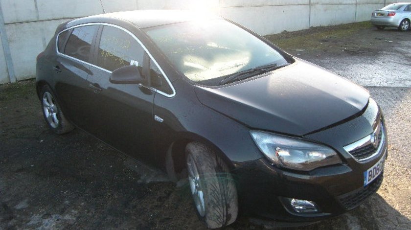 Dezmembrez Opel Astra J, 1.4b, orice piesa!