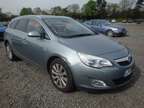 Dezmembrez Opel Astra J, 1.7cdti, A17DTR, orice piesa!