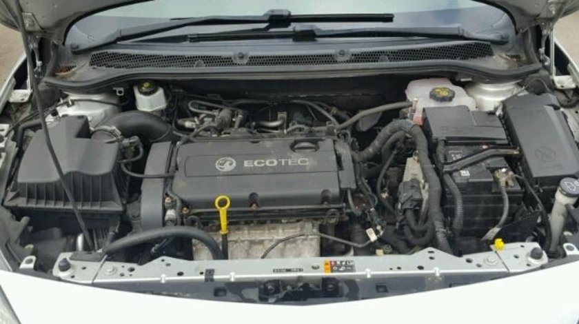 Dezmembrez Opel Astra j 1.7cdti