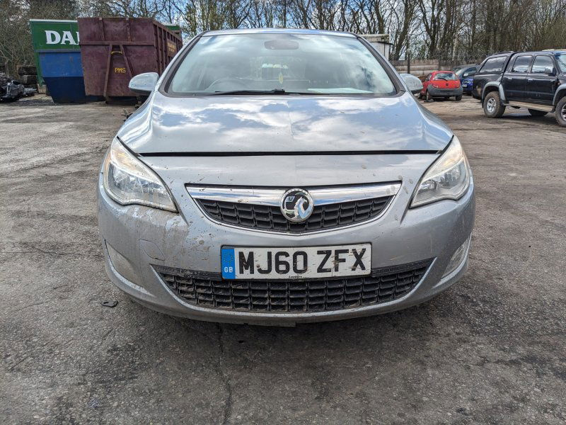 Dezmembrez Opel Astra J [Fabr 2009-2015]