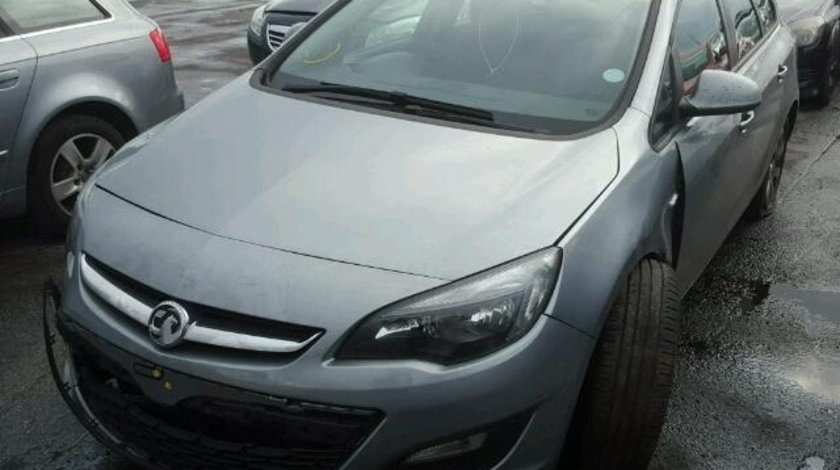 Dezmembrez Opel Astra J sports tourer 1.6cdti