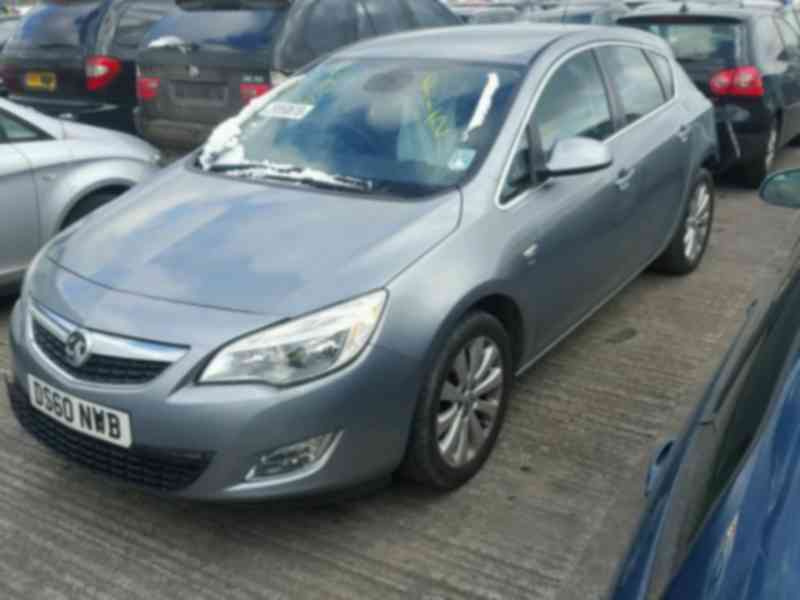 Dezmembrez Opel Astra J toate motorizarile (1.7 CDTI, 1.4 benz)