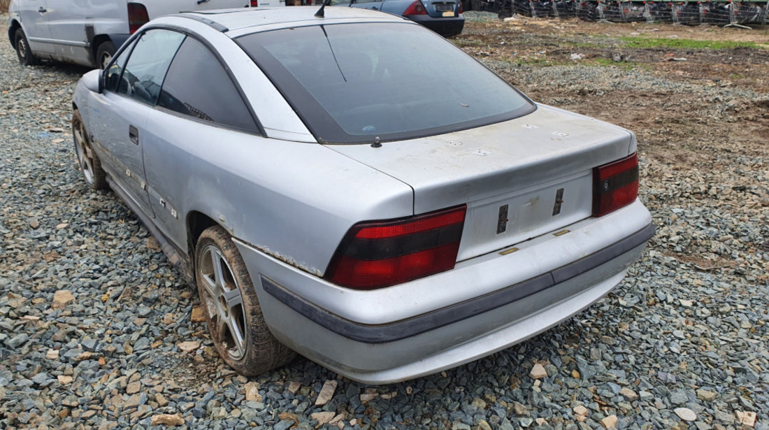 Dezmembrez Opel CALIBRA A (85) 1990 - 1997 2.0 I C 20 NE ( CP: 115, KW: 85, CCM: 1998 ) Benzina