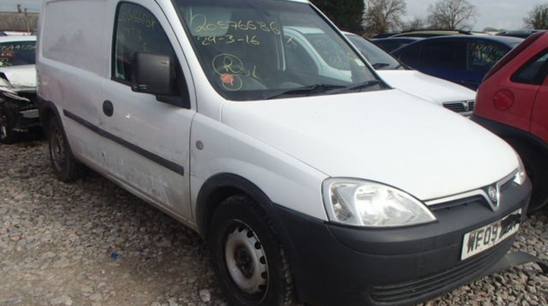 Dezmembrez Opel Combo, 1.3cdti, orice piesa!