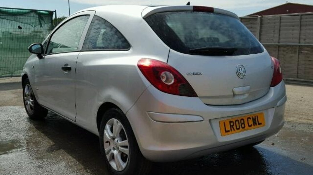 Dezmembrez Opel Corsa 1.2b 2008