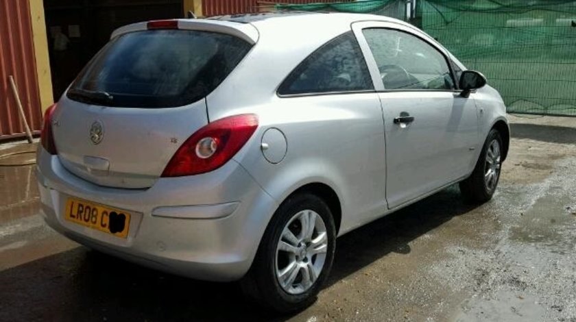 Dezmembrez Opel Corsa 1.2b 2008