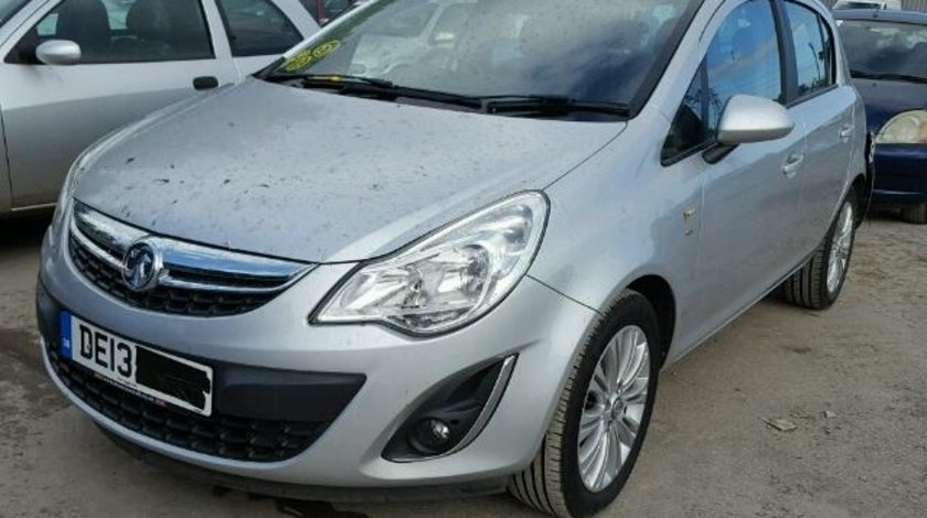 Dezmembrez Opel Corsa 2013 1.4benz