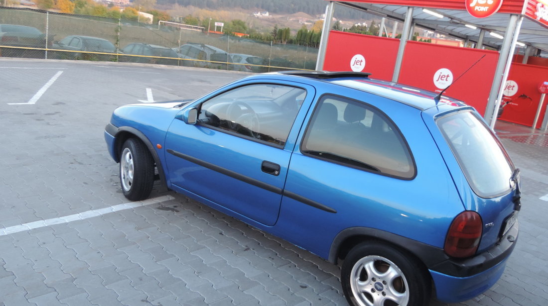 Dezmembrez opel corsa b, 1.0 benzina, an 1994-2000