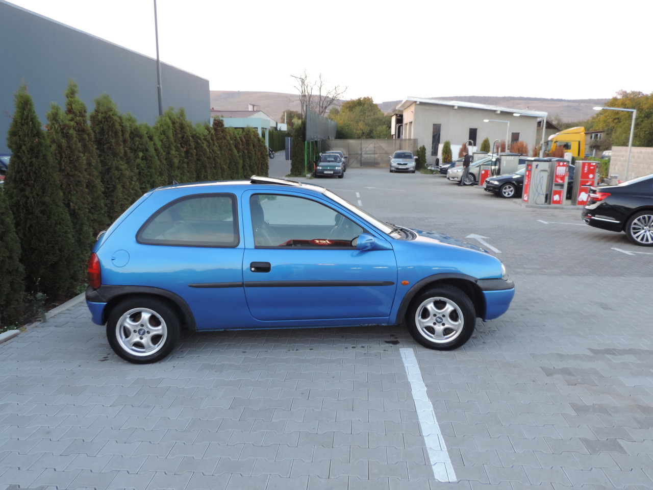 Dezmembrez opel corsa b, 1.0 benzina, an 1994-2000