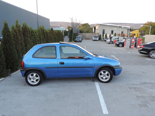 Dezmembrez opel corsa b, 1.0 benzina, an 1994-2000