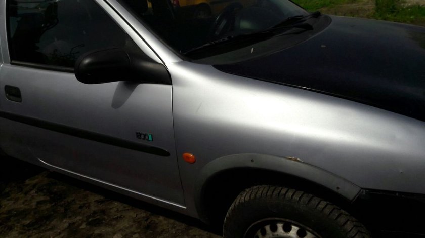 Dezmembrez opel corsa b an 2000 motor 1.0 benzina