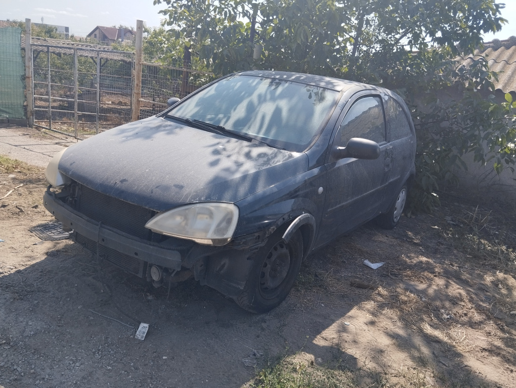 Dezmembrez Opel CORSA C 2000 - 2006 1.0 Z 10 XEP ( CP: 60, KW: 44, CCM: 998 ) Benzina