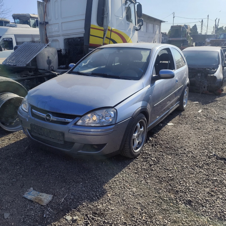 Dezmembrez Opel CORSA C 2000 - 2006 1.2 Z 12 XEP( CP: 80, KW: 59, CCM: 1229 ) Benzina