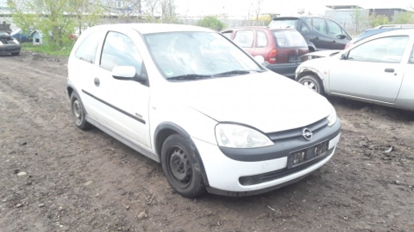 Dezmembrez Opel Corsa C, an 2001, motorizare 1.2 Twinport