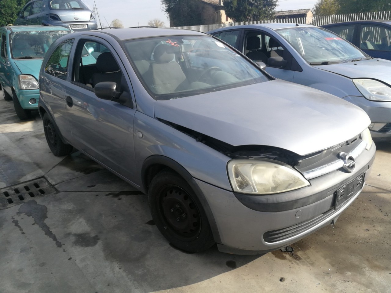dezmembrez Opel Corsa C an 2002 1.7dti t