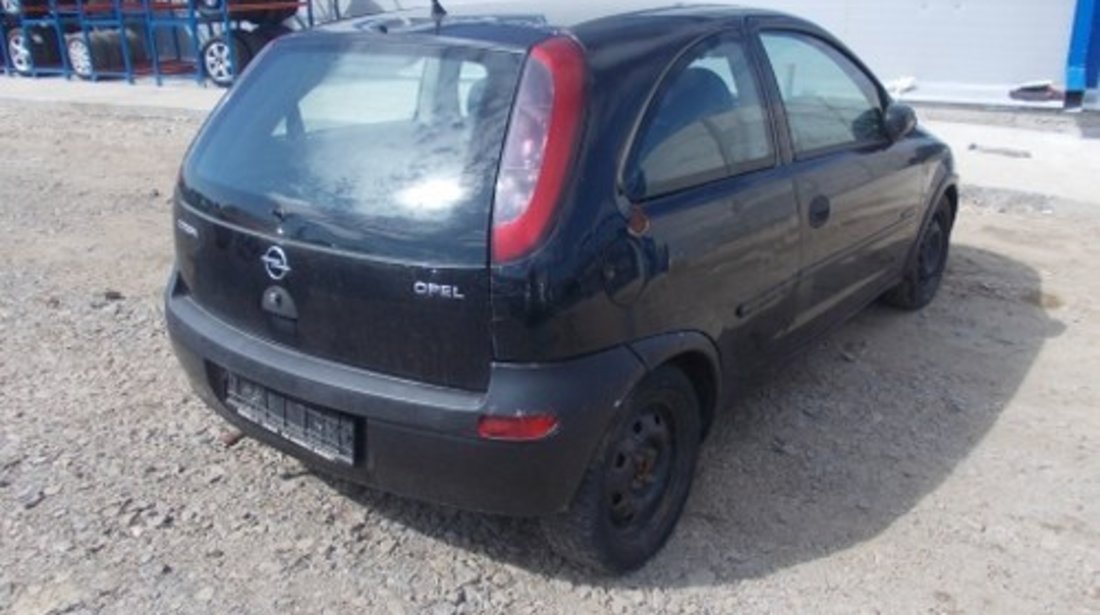 Dezmembrez Opel  Corsa C ,an 2002