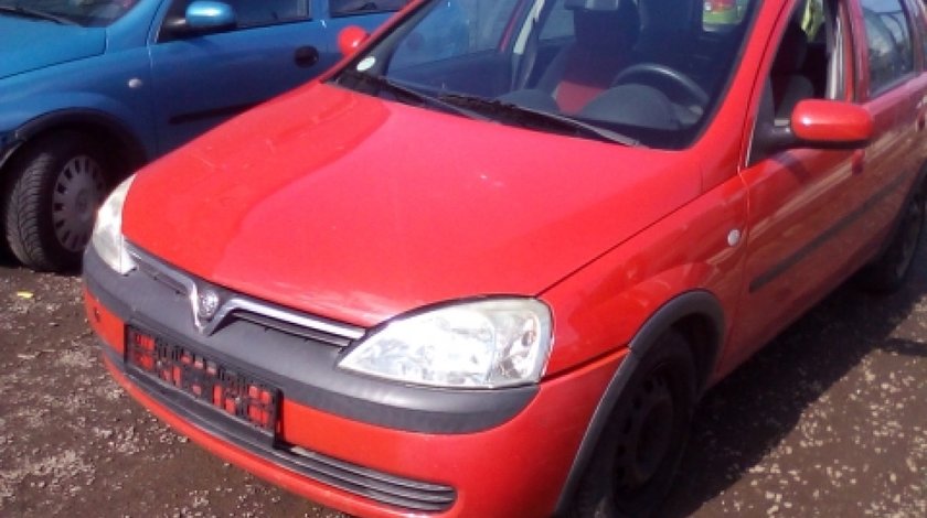Dezmembrez Opel Corsa C, an 2004, motorizare 1.2