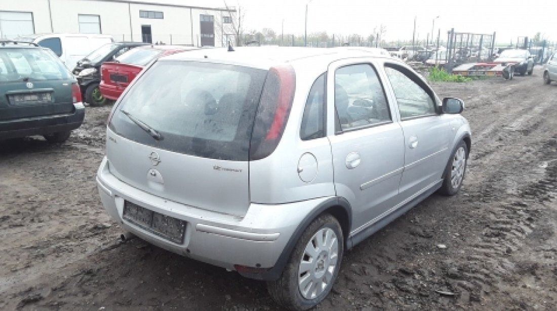 Dezmembrez Opel Corsa C, an 2005, motorizare 1.2 Twinport