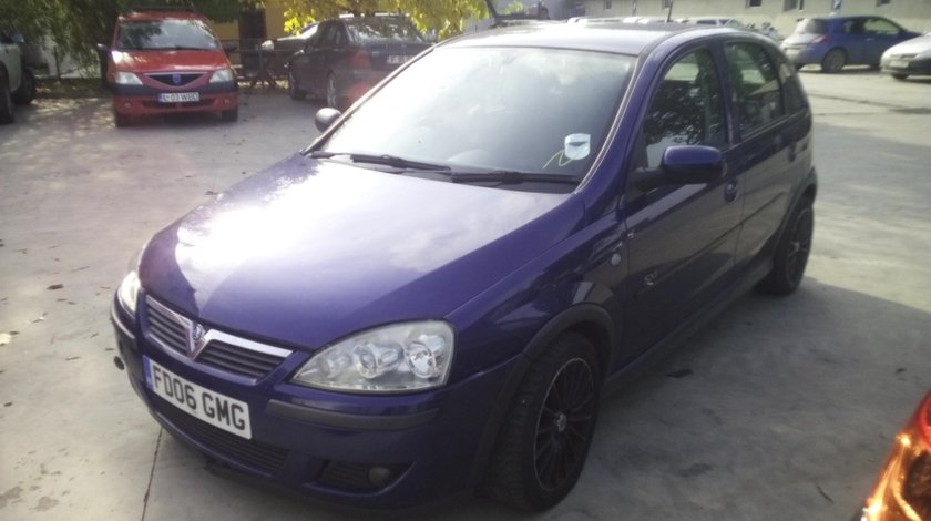 Dezmembrez Opel Corsa C din 2006, 1.2B, motor Z12XEP