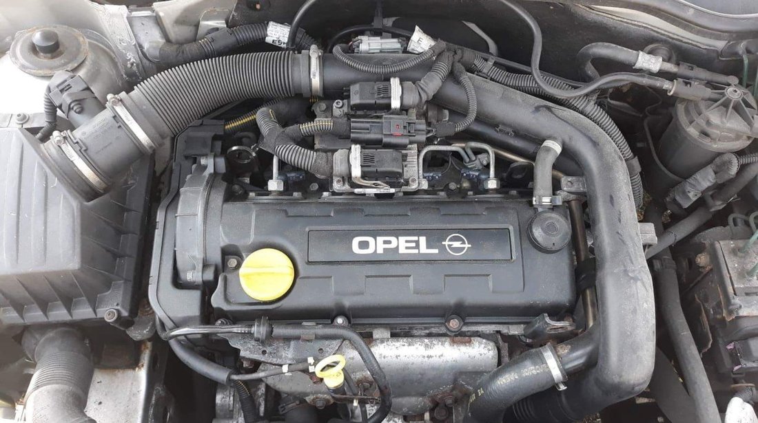 Dezmembrez opel corsa c motor 1.7 dti