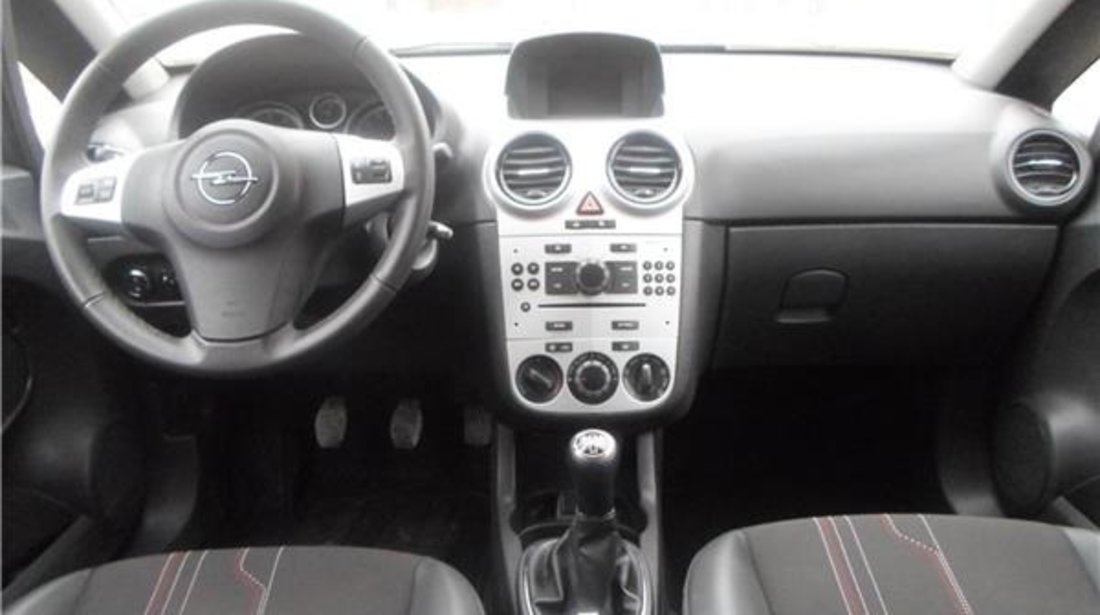 Dezmembrez opel corsa d 1.3 cdti (Facelift) an 2012