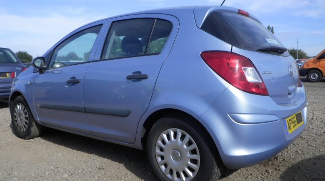 Dezmembrez Opel Corsa D, 1.3cdti, orice piesa!