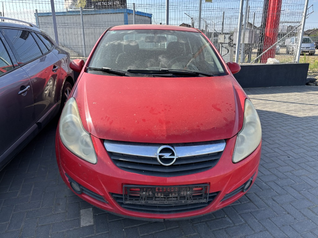 Dezmembrez Opel Corsa D 1.4 benz 2008, Z14XEP