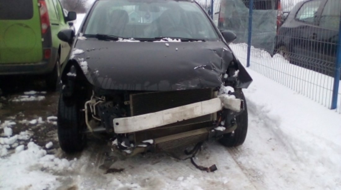 Dezmembrez Opel Corsa D, an 2007