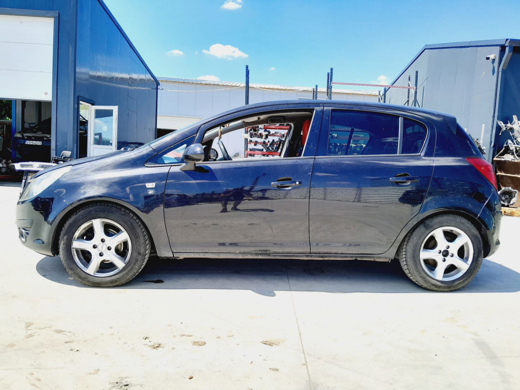 Dezmembrez Opel Corsa D [Fabr 2006-2013]