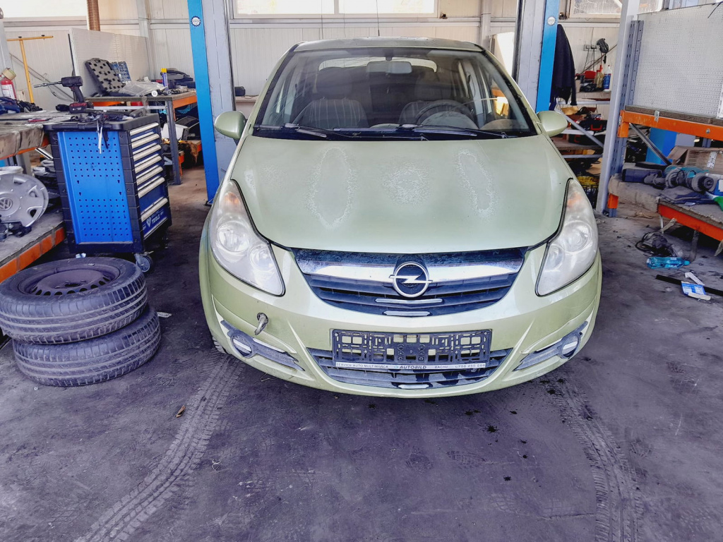 Dezmembrez Opel Corsa D [Fabr 2006-2013]