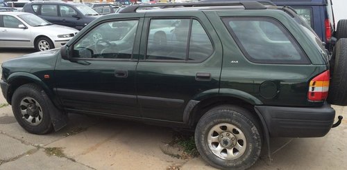 Dezmembrez Opel Frontera A , 2.3 TD , an fabr.1995, 4x4