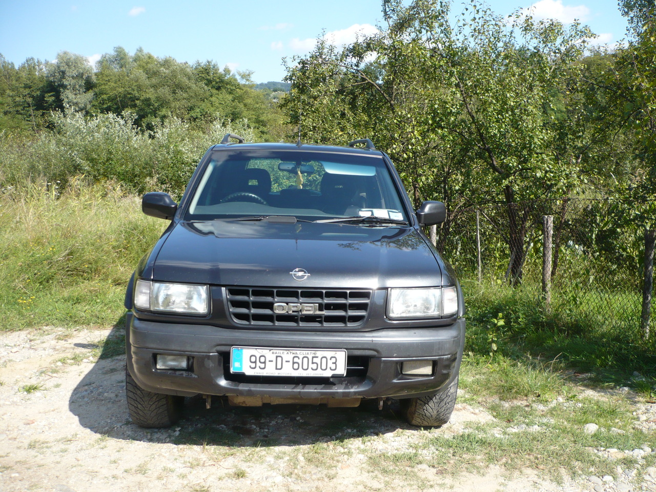 Dezmembrez Opel Frontera B 2 2 Dlt Full Option 2002