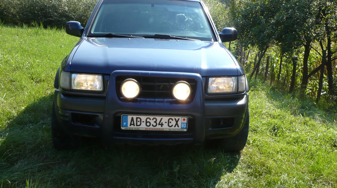 Dezmembrez Opel Frontera B Sport 1999 2003 2200 Benzina