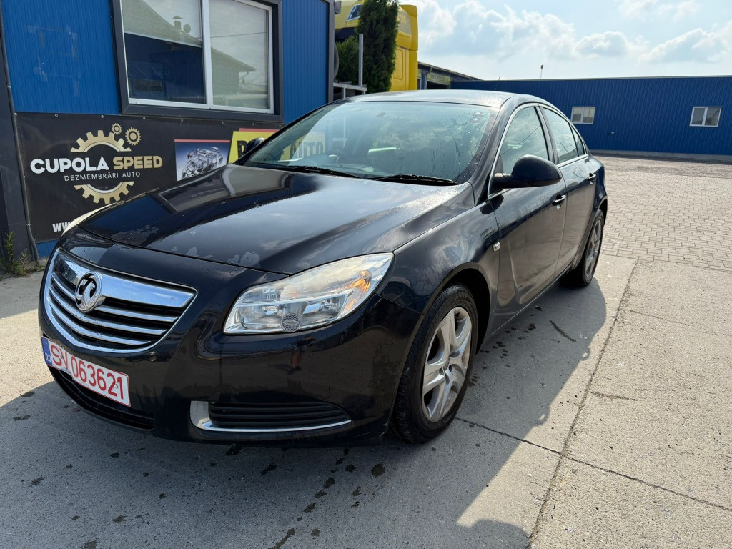 Dezmembrez Opel Insignia 1.8 benzina A18XER 2008-2014