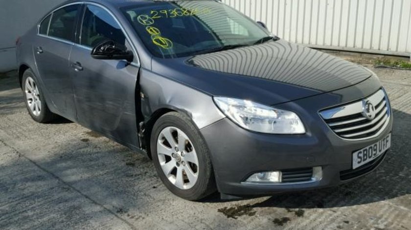 Dezmembrez Opel Insignia 2.0cdti 2011