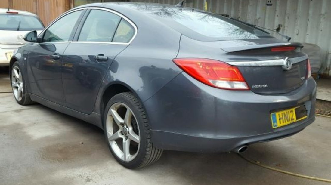 Dezmembrez Opel Insignia 2.0cdti 2012