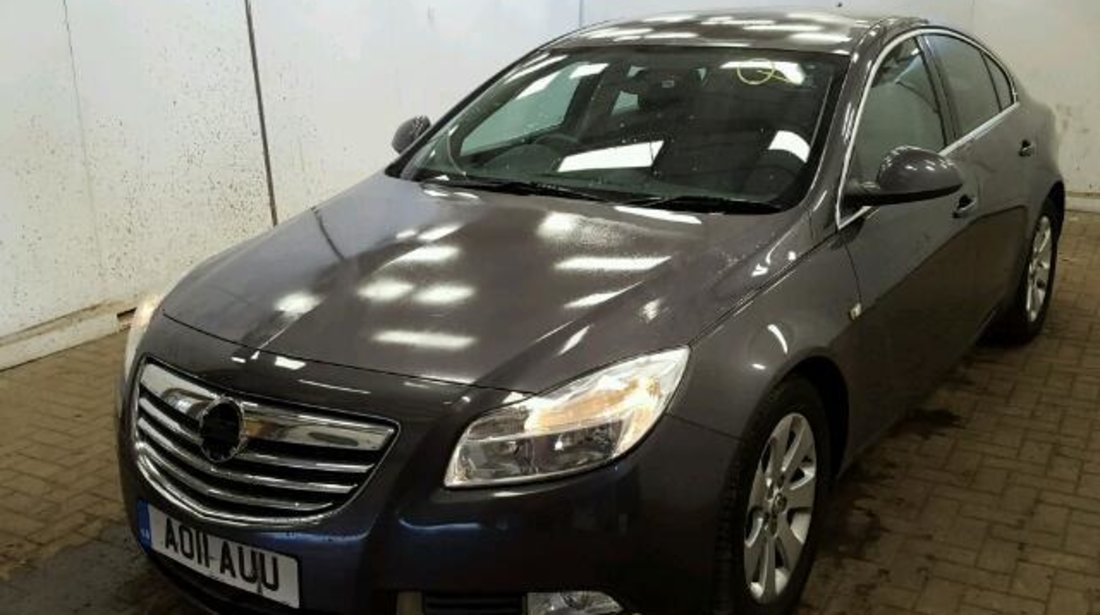 Dezmembrez Opel Insignia 2011 2.0d