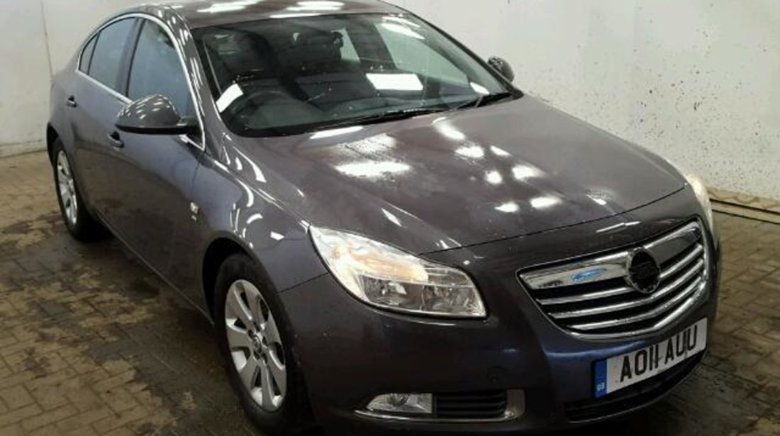 Dezmembrez Opel Insignia 2011 2.0d