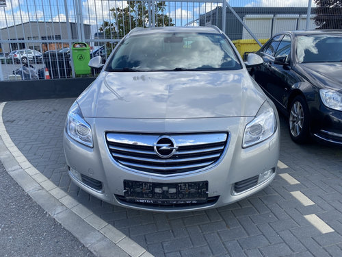 Dezmembrez Opel Insignia A Combi 2.0 CDTI 4X4 2011, A20DTH