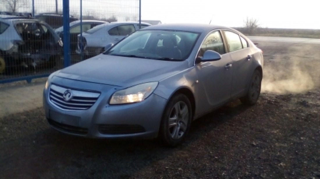 Dezmembrez Opel  Insignia ,an 2009
