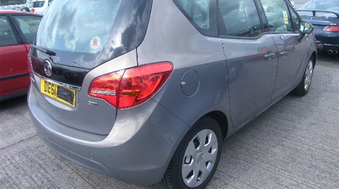 Dezmembrez Opel Meriva, 1.3cdti, orice piesa!