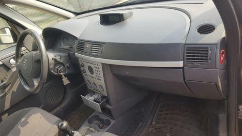 Dezmembrez Opel Meriva A negru 2003-2010 Opel Meriva A 2003-2010