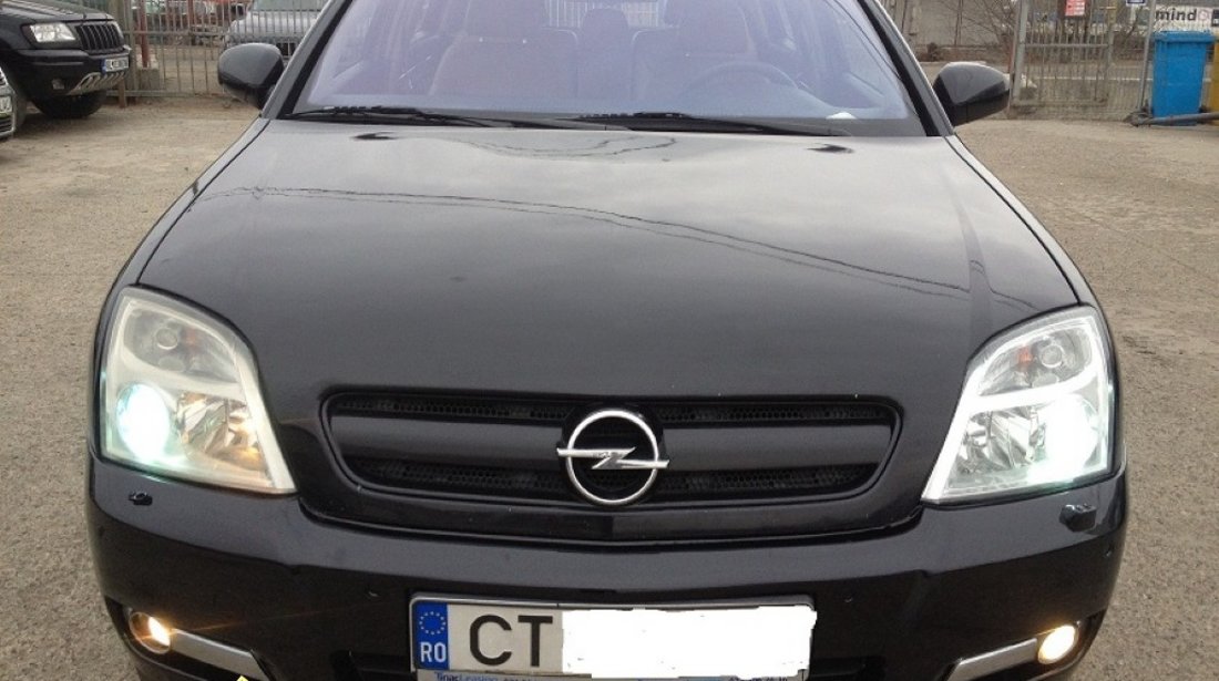 Dezmembrez OPEL SIGNUM 3 0dti 2003