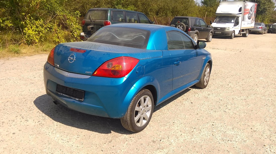 Dezmembrez Opel Tigra B