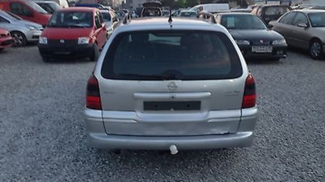 dezmembrez opel vectra b 2.0 diesel 2001