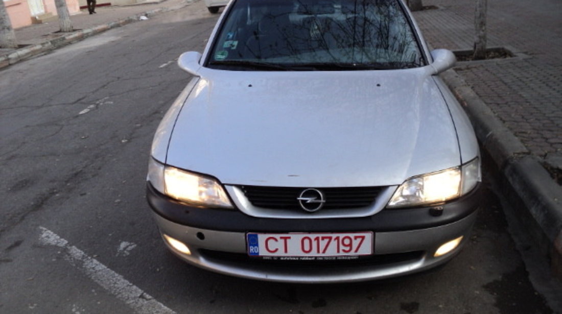 Dezmembrez Opel Vectra B 2.0 DTI 1998 berlina