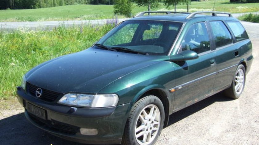 Dezmembrez Opel Vectra B combi motor 2000 turbo diesel an 1998